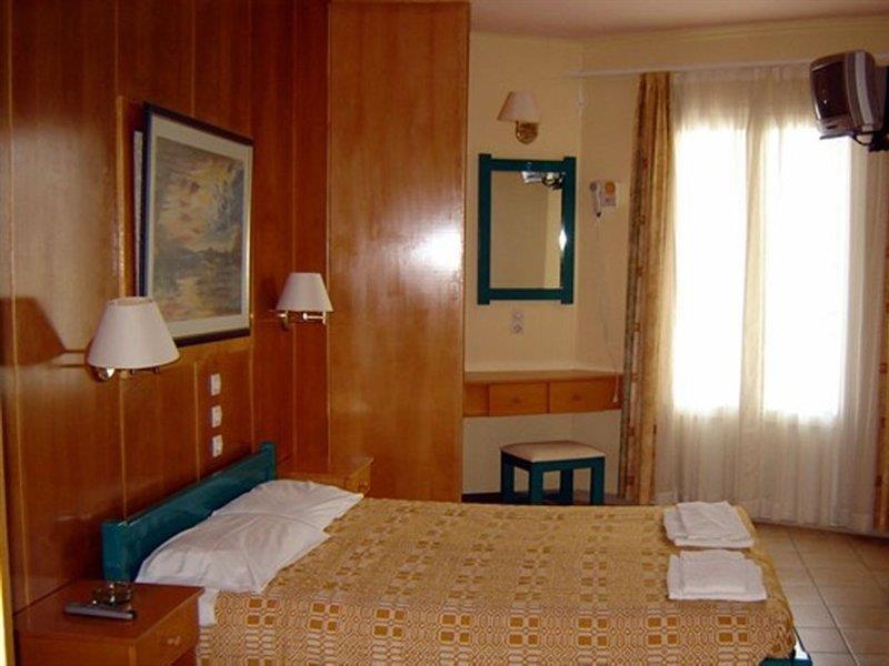 Hotel Ilios Херсонисос Екстериор снимка
